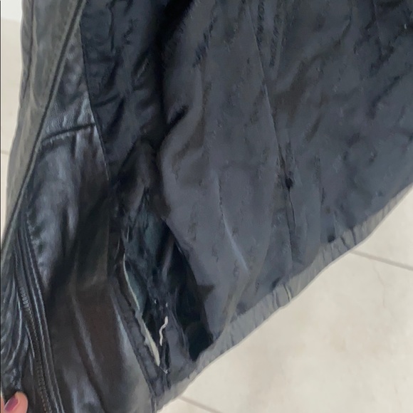 Jones New York Genuine Leather Jacket - Picture 5 of 6